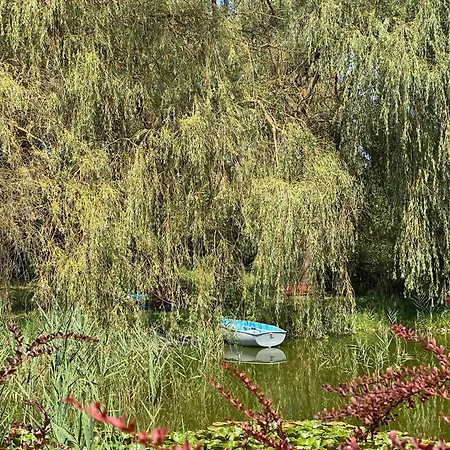 Palocliget Vendeghaz Ketbodony