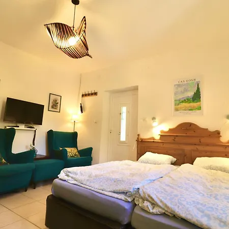 Palocliget Vendeghaz 게스트하우스 *