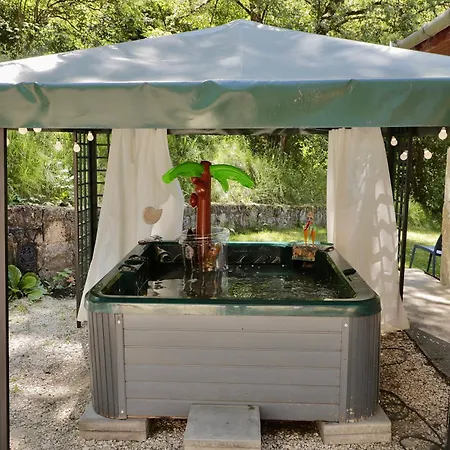 Palocliget Vendeghaz 게스트하우스